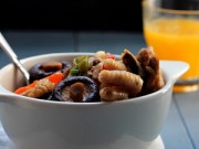 Bếp Eva - Đậm đà thịt gà om nấm hương khô