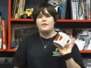 Tin tức - Trường Mỹ khuyến khích học sinh mang vỏ lon phòng thân