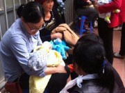 Tin tức - Mùa dịch đến, vật vã xếp hàng chờ tiêm phòng cho con