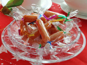 Cách làm mứt bí đỏ kiểu mới dẻo thơm