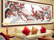 Nhà đẹp - Đuổi dữ hóa lành nhờ tranh thêu hoa đào