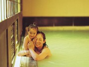 Làm mẹ - Bé Nhật bị bệnh hiểm nghèo đẹp như thiên thần