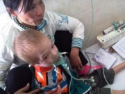 Tin tức - Thương bé 10 tuổi học lớp 1 dở dang vì bệnh quái ác