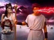 Xem & Đọc - Thái Hòa trở thành “Thánh” trong phim điện ảnh mới