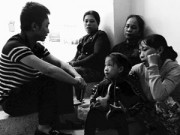 Làng sao - Quốc Cường đến thăm nạn nhân vụ tai nạn xe hơi