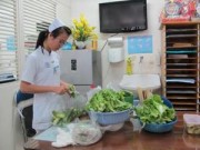 Tin tức - Bác sĩ Cấp cứu lặng lẽ đón tết trong bệnh viện