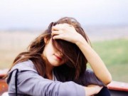 Eva Yêu - “Anh chỉ đến bên em lúc buồn…”