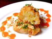 Bếp Eva - Tận dụng bánh chưng thừa bọc khoai rán ăn chơi