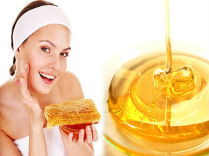 Làm đẹp toàn diện tại nhà chỉ bằng mật ong