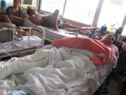 Tin tức - Hàng chục côn đồ đi xe máy vào hẻm, 'gặp ai chém nấy'