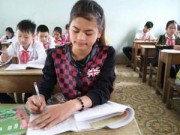 Tin tức - Cô bé chăm mẹ bệnh tâm thần và ước mơ thành cô giáo