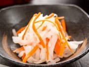 Bếp Eva - 15 phút là có ngay salad củ cải, cà rốt