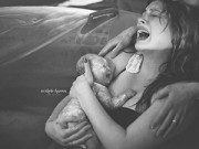 Làm mẹ - 11 bức ảnh trẻ sơ sinh chào đời ấn tượng nhất năm