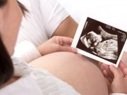 Bà bầu - 10 tác nhân đe dọa trí thông minh thai nhi