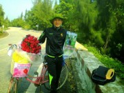 Eva Yêu - Chàng trai đạp xe 1071km tặng quà cho bạn gái