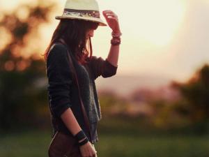 Valentine trắng: Anh gửi lại em một tình yêu đơn độc