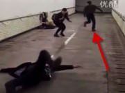 Clip Eva - Trêu chọc khiến các chàng bỏ cả người yêu để chạy