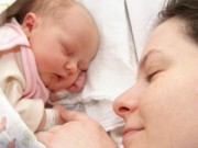 Bà bầu - Những “thiệt thòi” trẻ đẻ mổ phải chịu