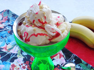 Cuối tuần rảnh rang làm kem chuối