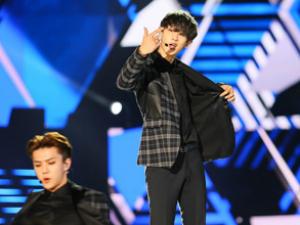 EXO đốn tim khán giả Việt bằng Người ấy