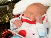 Bà bầu - Mẹ suýt đẻ rơi con vì… cười quá nhiều