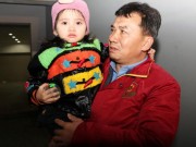 Tin tức - Bé gái 3 tuổi bị lạc tìm được bố mẹ vì nhớ số điện thoại