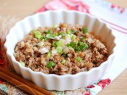 Bếp Eva - Đơn giản với thịt băm hấp nấm hương