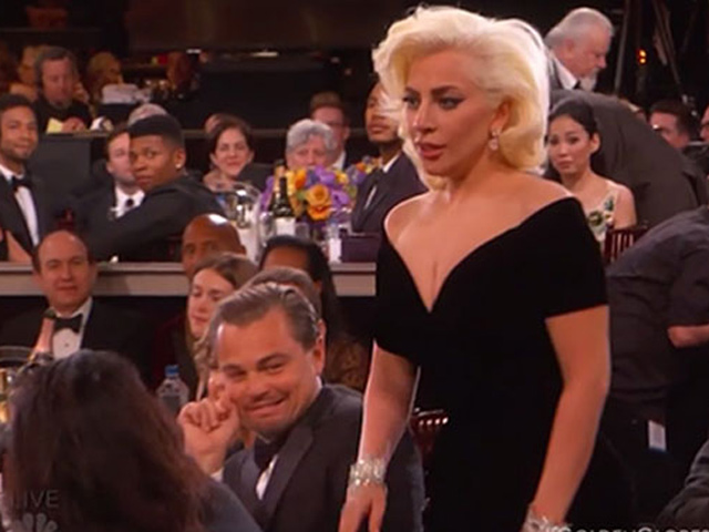 Leo DiCaprio xin lỗi Lady Gaga vì biểu cảm khó đỡ tại QCV