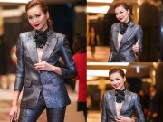 Thời trang - Thanh Hằng úp mở vòng 1 táo bạo với vest xẻ sâu