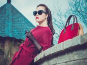 Tin tức thời trang - Thụy Vân biến đổi phong cách với hàng hiệu