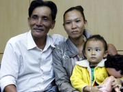 Làng sao - Thương Tín bị "ném đá" vì tự truyện: Ai được, ai mất?