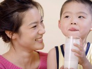 Làm mẹ - 4 món kết hợp cùng sữa sẽ gây hại cho trẻ!