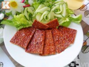 Bếp Eva - Làm thịt heo khô nướng cay để dành đãi khách
