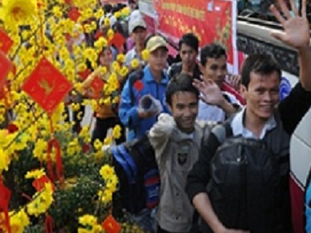 TP. HCM: 280 lái tàu không nghỉ phép phục vụ Tết Nguyên Đán 2016