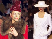 Thời trang - Người đàn bà mặc vest của YSL làm giới thời trang điên đảo