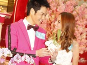 Làng sao - Trịnh Gia Dĩnh tình tứ bên bạn gái Hoa hậu