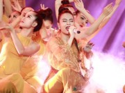 Clip Eva - Team Hoàng Thùy Linh - "Bánh trôi nước"