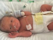 Bà bầu - Sản phụ đau đẻ 36 tiếng, bác sĩ mổ bụng không thấy con