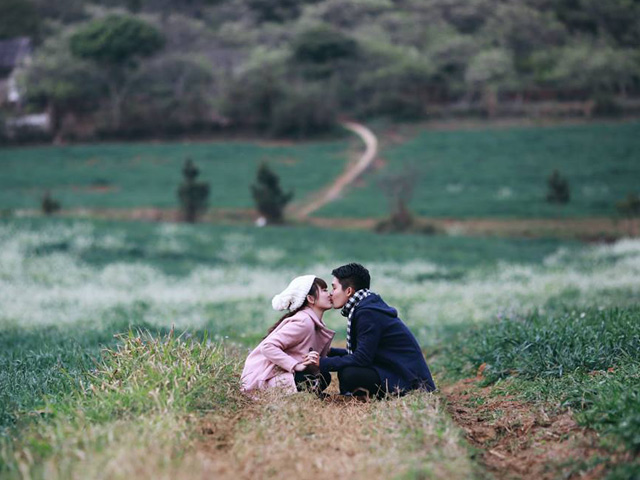 Mối tình gần 1 thập kỉ và bộ ảnh cưới từ Nam ra Bắc