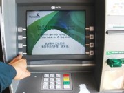 Tin tức - 90% giao dịch là rút tiền, hỏi sao ATM không quá tải?