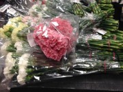 Eva Yêu - Cười đến nhập viện vì được chồng tặng hoa Valentine