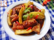 Bếp Eva - Sườn sốt dưa chua đậm đà, trôi cơm