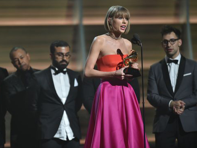 Grammy 2016: Taylor Swift lần 2 đoạt giải Album của năm