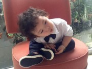 Làng sao - Con trai Diễm Hương bảnh bao như hotboy