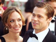 Làng sao - Rộ tin Angelina Jolie tán tỉnh trai trẻ giống Brad Pitt