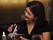 Eva tám - Sao đàn bà cứ phải đợi đàn ông tặng quà?