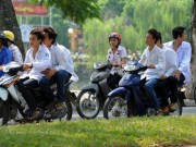 Tin tức - Sẽ xử lý nặng tay với học sinh, sinh viên vi phạm giao thông