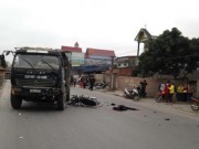 Tin tức - Chở 2 nữ sinh lớp 9 đi học về bị tai nạn, 3 người tử vong