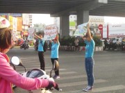 Tin tức - Giới trẻ TP.HCM hưởng ứng chiến dịch Giờ trái đất