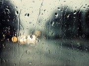 Nhà đẹp - 8 mẹo đặc trị nhà "chảy nước" khi trời nồm